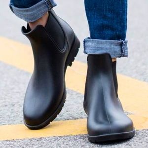 Chooka Women’s Ankle Rain Boots